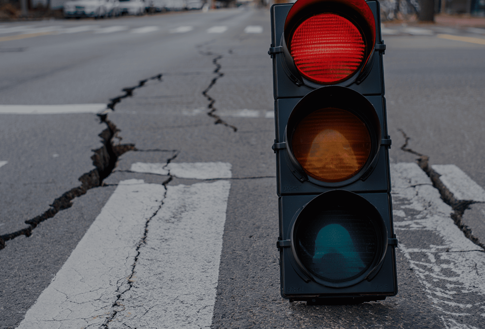 Unsafe road design or
malfunctioning traffic signals